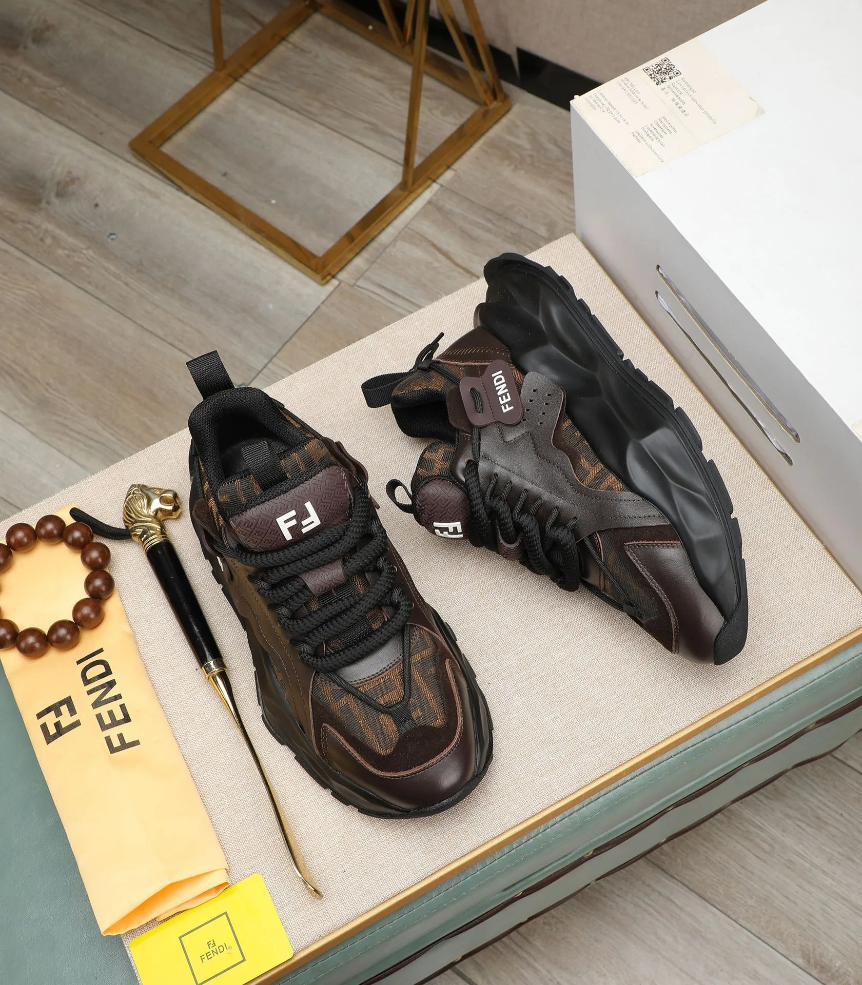 Men's clothing and shoes 💰580 🕷🕷【FENDI】FENDI fashionable casual men's shoes🇨🇳Original official website 1:1 model opening, new models are available first💯Not high-profile but avant-garde, simple, low-key and fashionable, super versatile style🌿Made of original cowhide➕Pigskin lining🎋The version is comfortable on the feet, so rigorous for any small place, first-class workmanship🍍38-44 Large quantities in stock